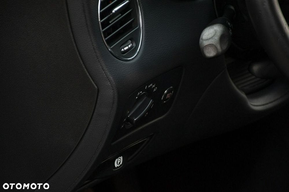 Mercedes-Benz CLS 500 7G-TRONIC - 17