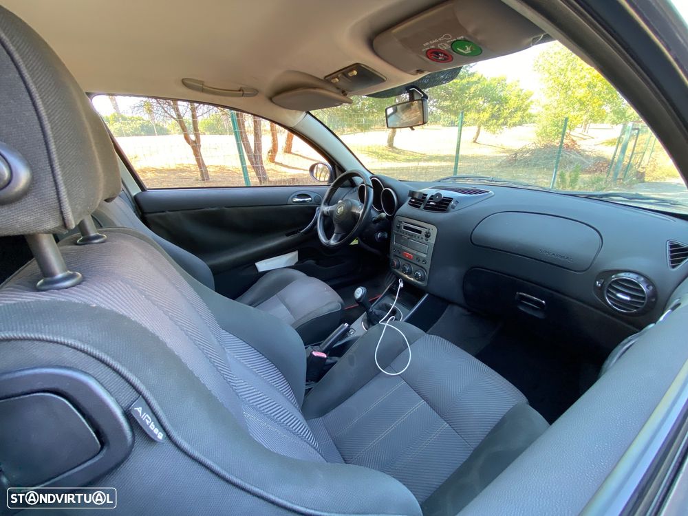 Alfa Romeo 147 1.6 TS - 9
