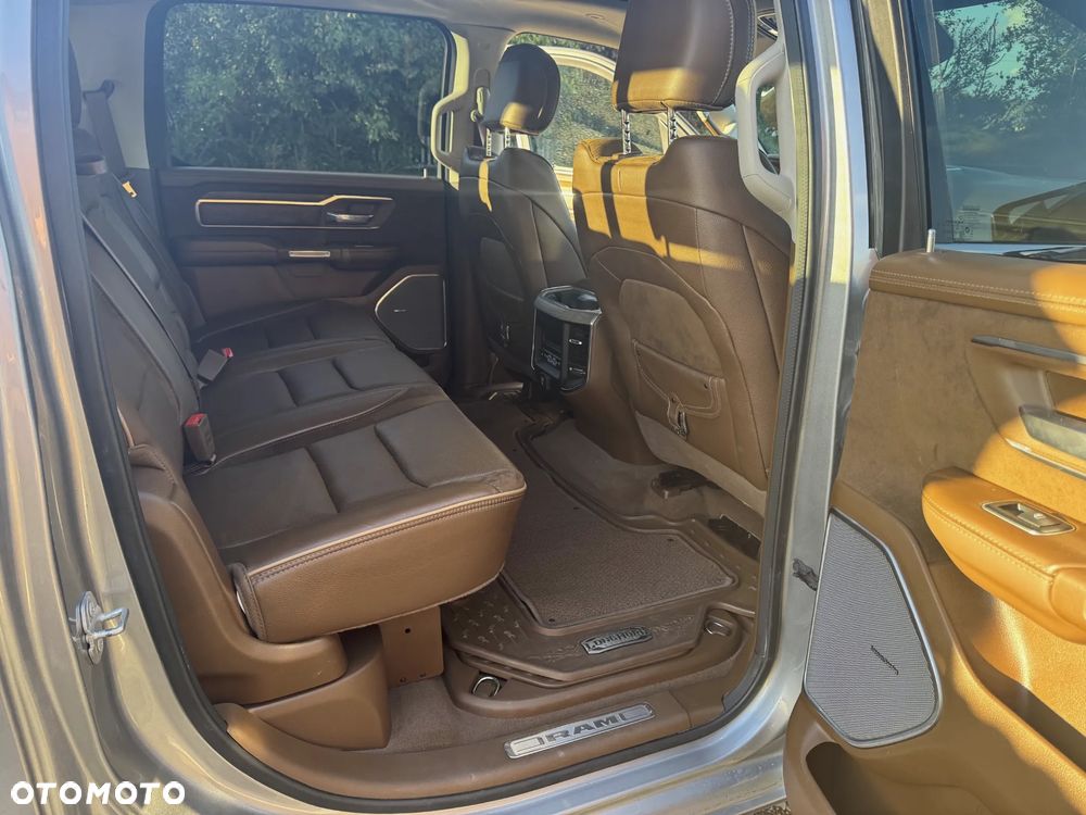 Dodge RAM 1500 5.7 4x4 - 12