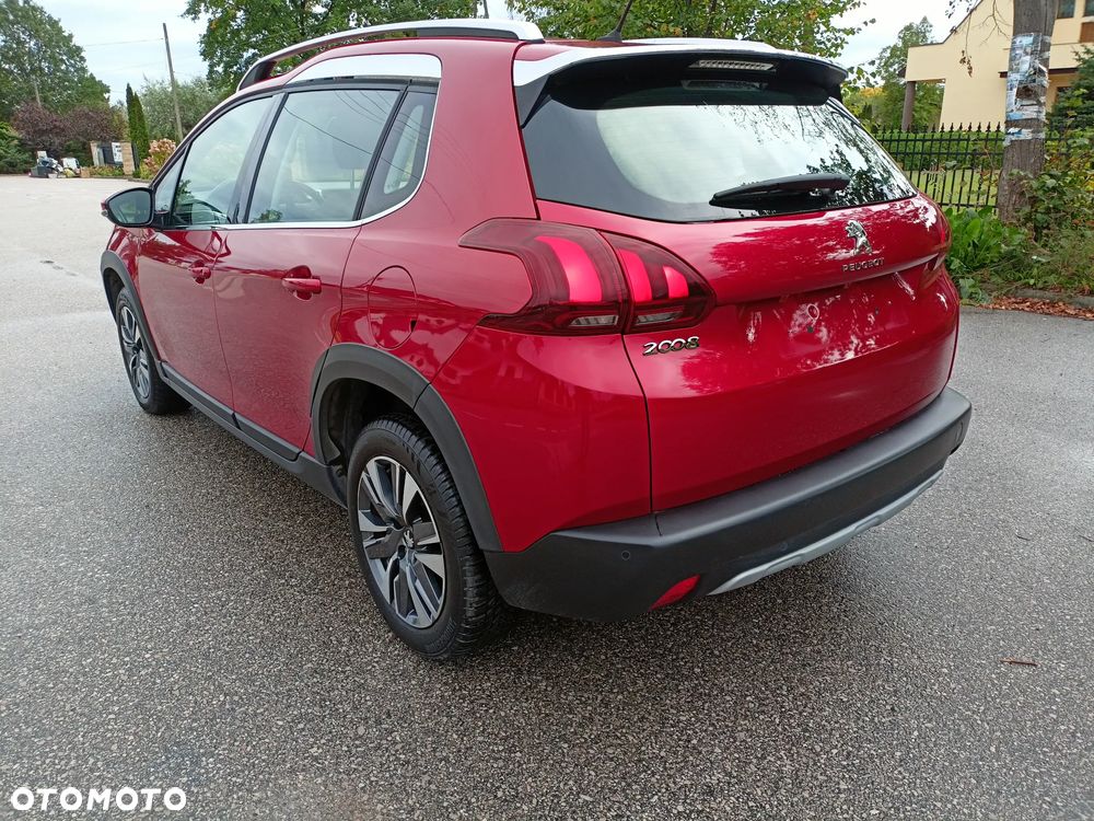 Peugeot 2008 - 4