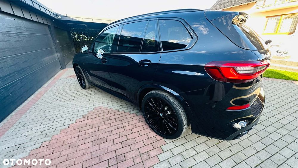 BMW X5 M M50d - 13