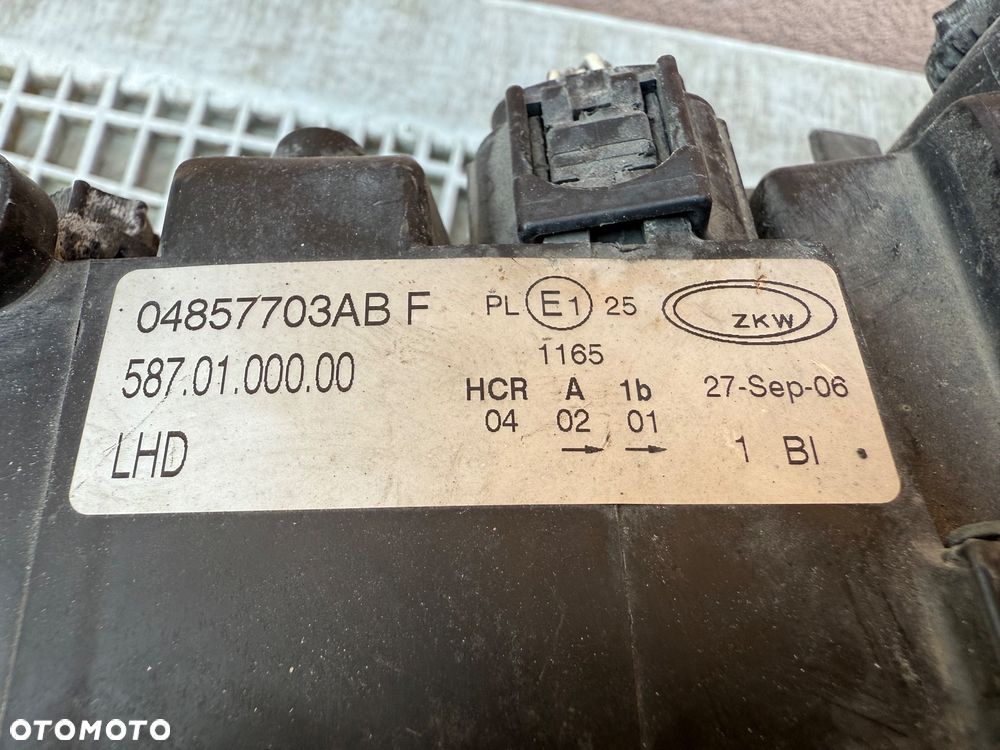 Lampa przednia CHRYSLER VOYAGER DODGE CARAVAN KOMPLET EUROPA ORYGINALNE - 7