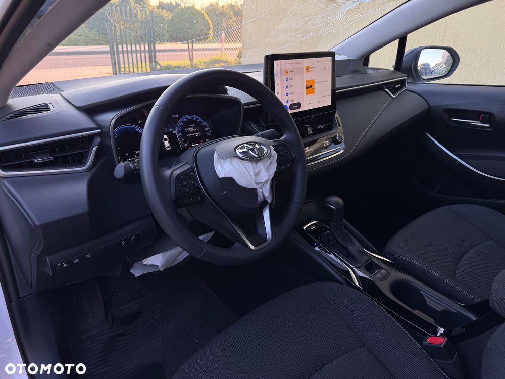 Toyota Corolla 1.8 Hybrid Style - 13
