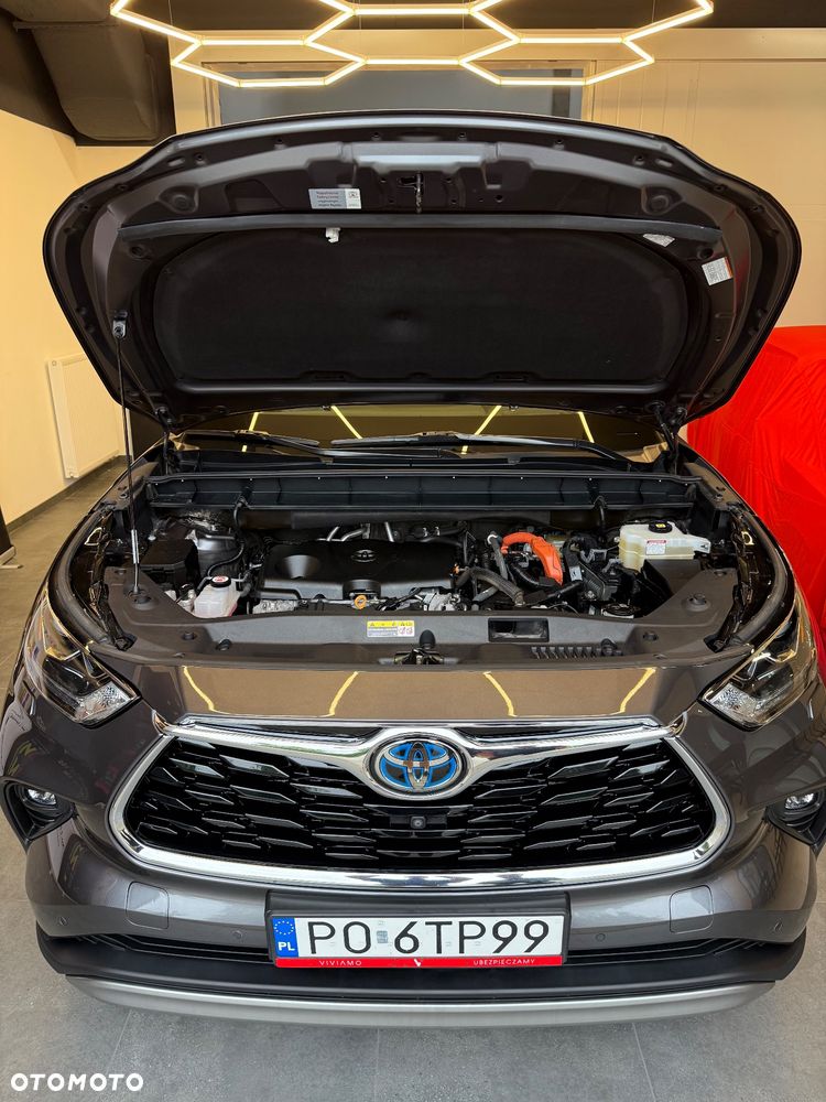 Toyota Highlander 2.5 Hybrid Executive Style - 12