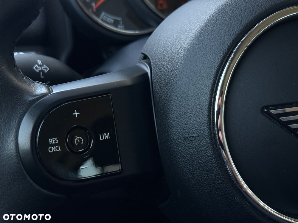 MINI Countryman One - 22