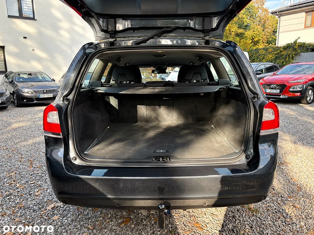 Volvo V70 - 11