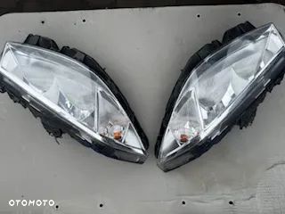 REFLEKTOR PRAWY LUB LEWY RENAULT MEGANE II 2  02-06 - 7