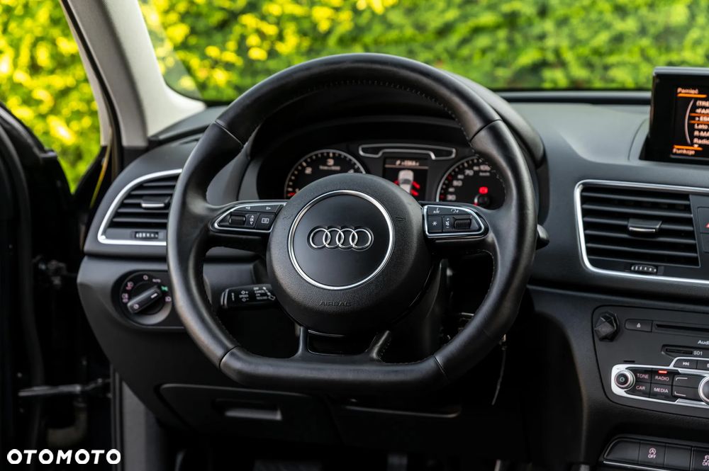 Audi Q3 - 22
