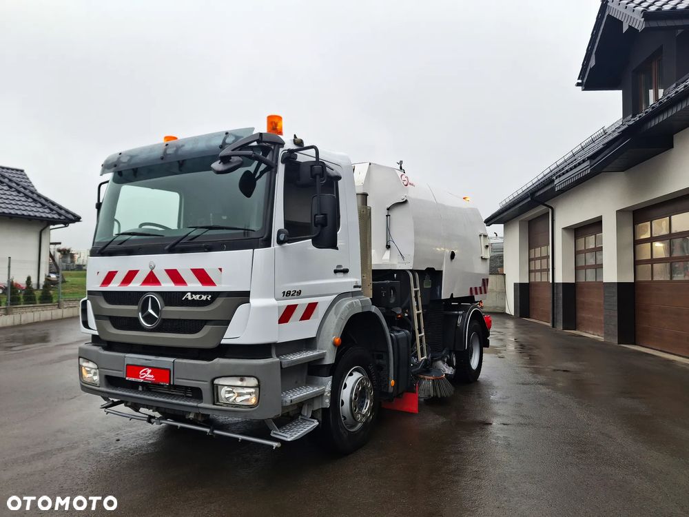 Mercedes-Benz Axor 1829 Zamiatarka Johnston 2 Silniki Szczotki L/R Karcher Listwa Ciśnieniowa Dodatkowy Silnik Mycie Jezdni Wysokim Ciśnieniem Zamiatarka Uliczna - 2