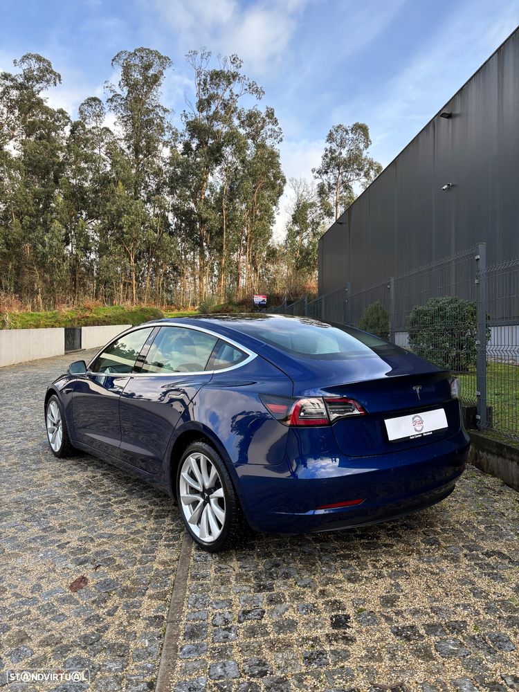 Tesla Model 3 Standard Range Plus RWD - 3
