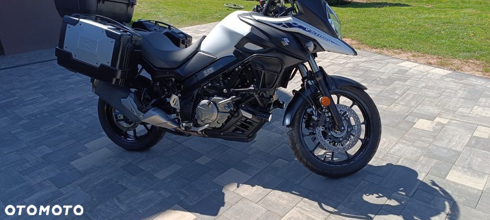 Suzuki V-STROM - 33