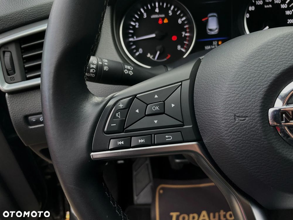 Nissan Qashqai 1.3 DIG-T Tekna+ - 23