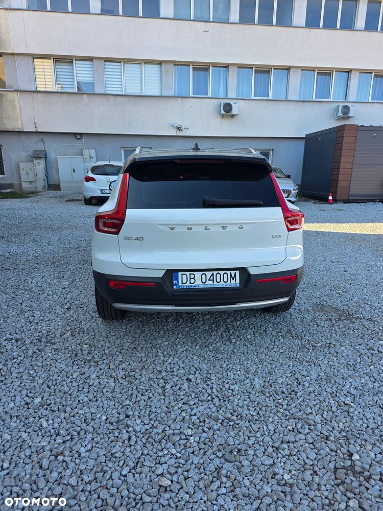 Volvo XC 40 D3 SCR Momentum - 3