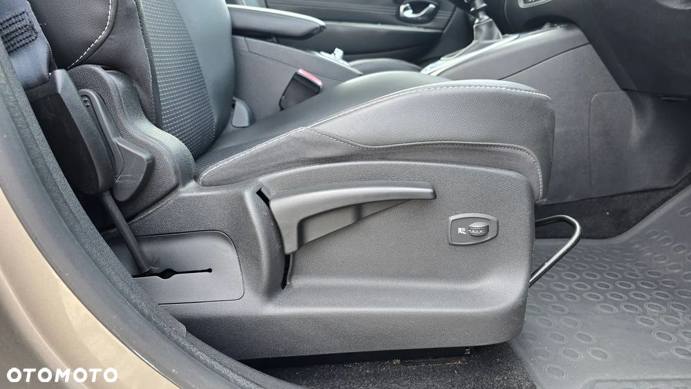 Renault Scenic 1.4 16V TCE Tech Run - 26