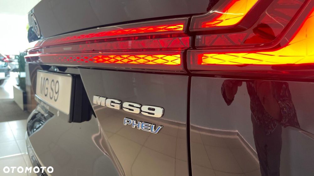 MG S9 - 24