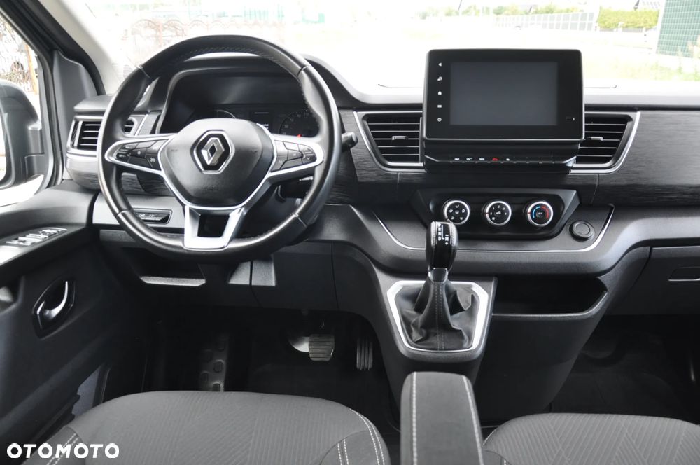 Renault Trafic - 12