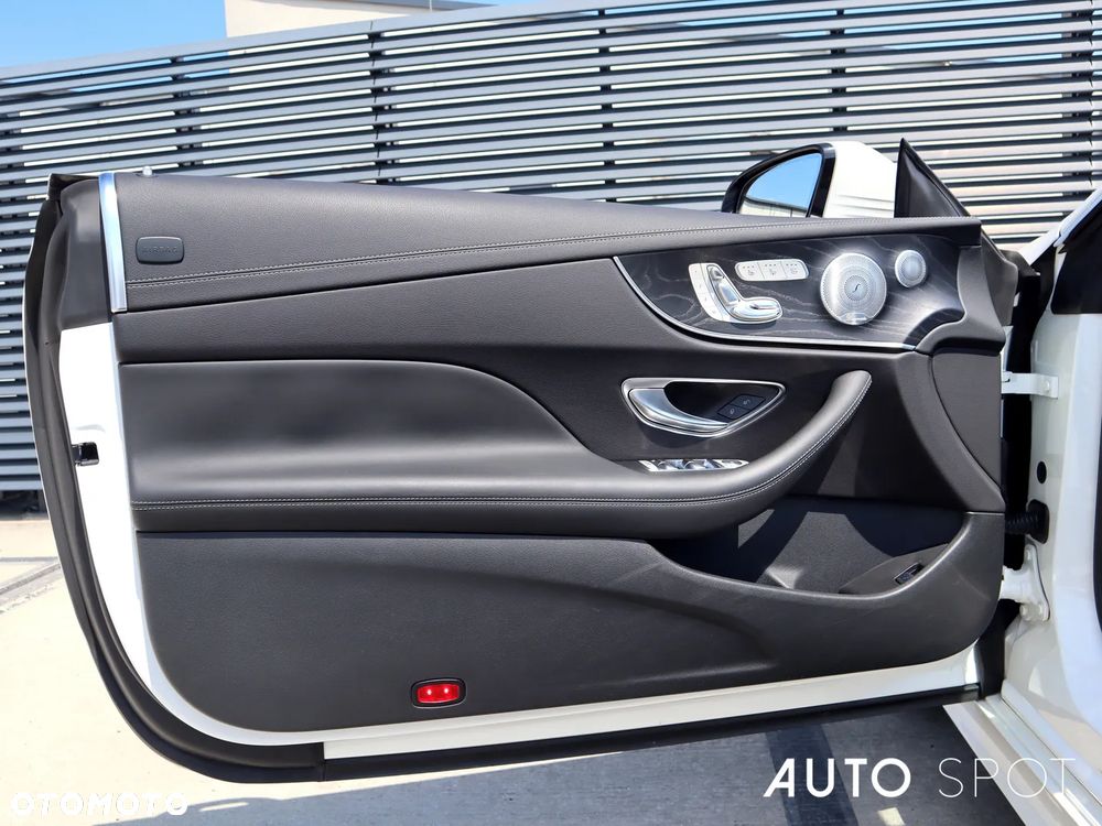 Mercedes-Benz Klasa E 400 4Matic 9G-TRONIC AMG Line - 16