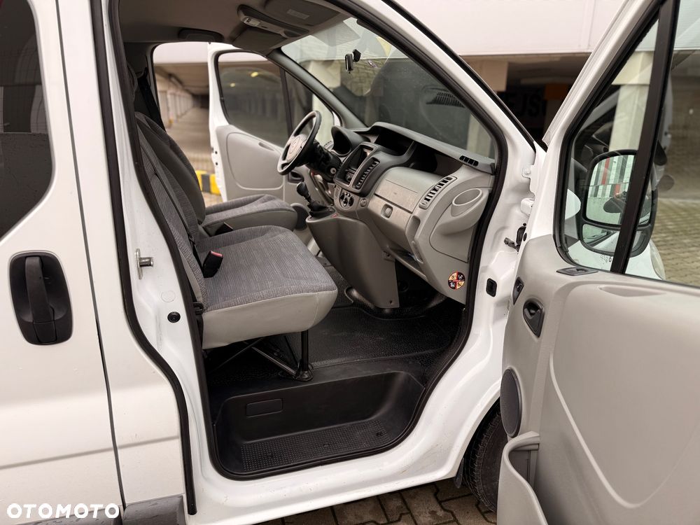 Renault Trafić - 18