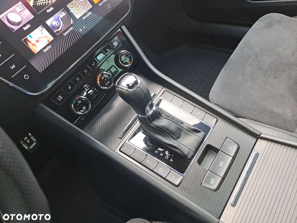 Skoda Superb 2.0 TSI 4x4 Sportline DSG - 24