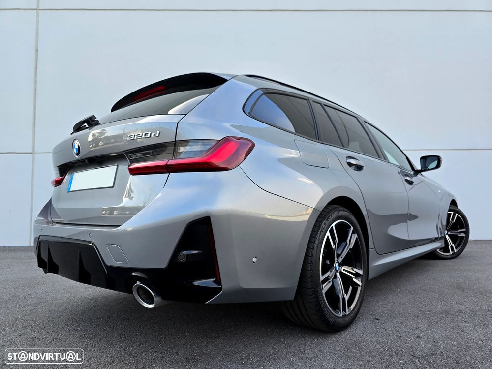 BMW 320 d Pack Desportivo M Auto - 12