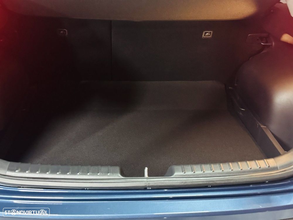 Kia Niro 1.6 GDi HEV Tech - 28