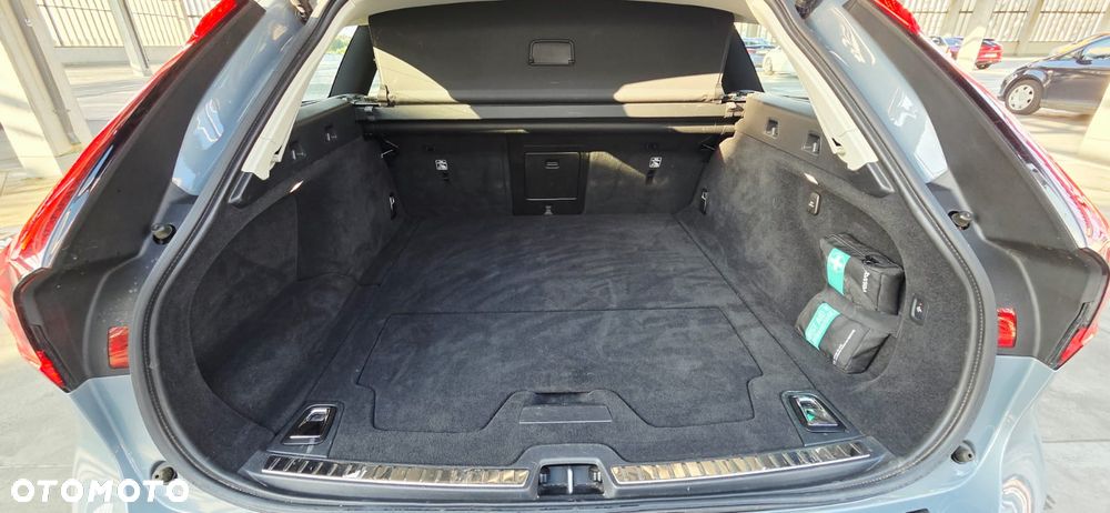 Volvo V90 B5 D AWD Geartronic Inscription - 19