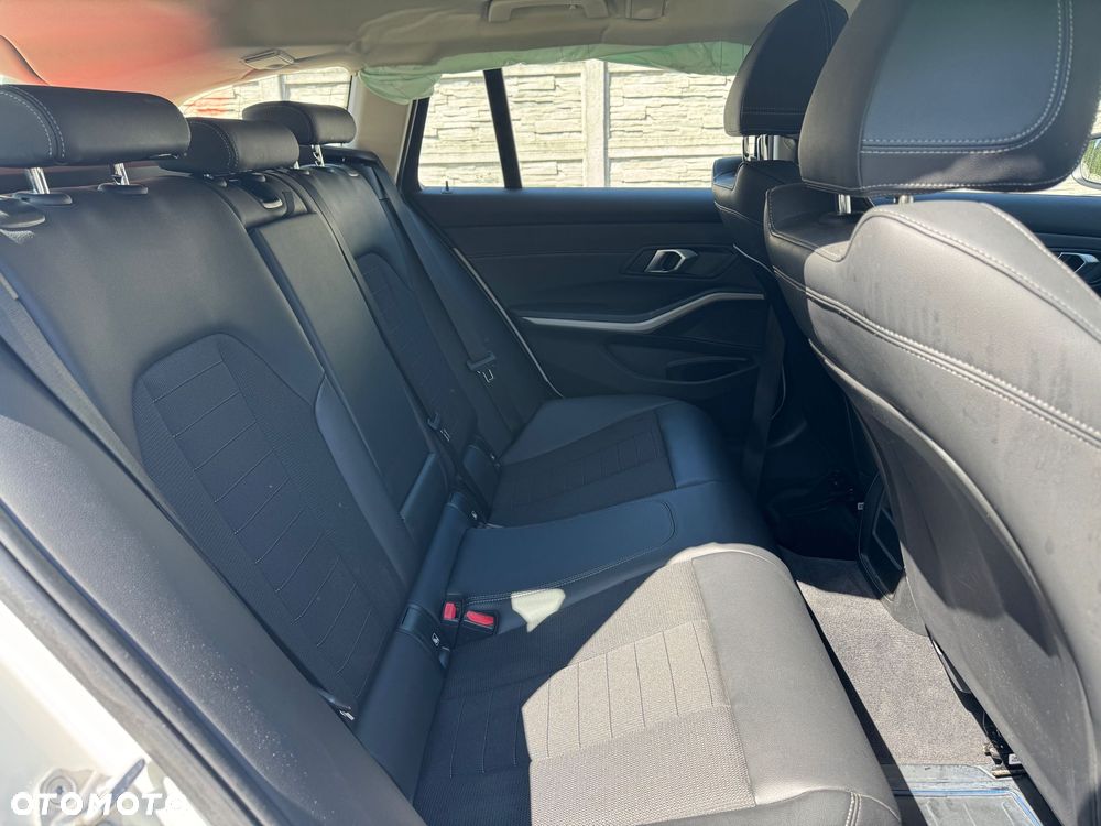 BMW Seria 3 320d MHEV Advantage sport - 14