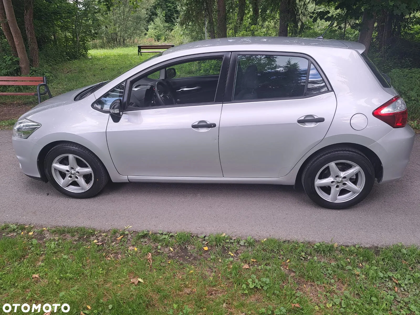 Toyota Auris 1.4 VVT-i Sol - 11