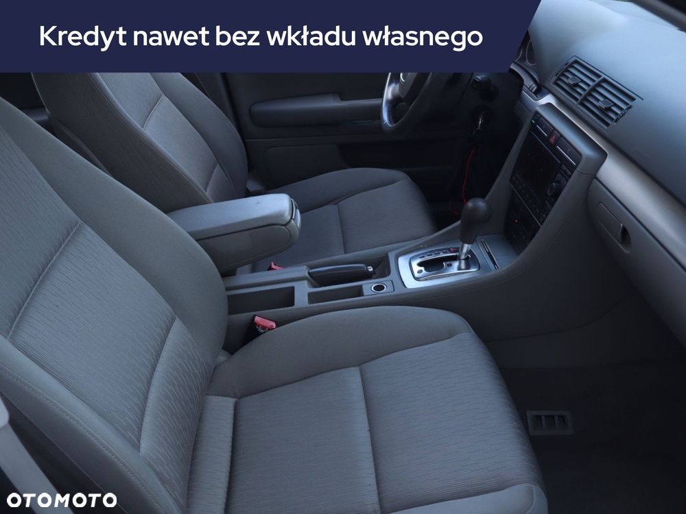 Audi A4 Avant - 11