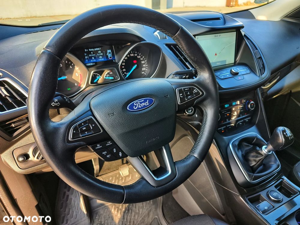 Ford Kuga 2.0 TDCi 4x4 Titanium - 26