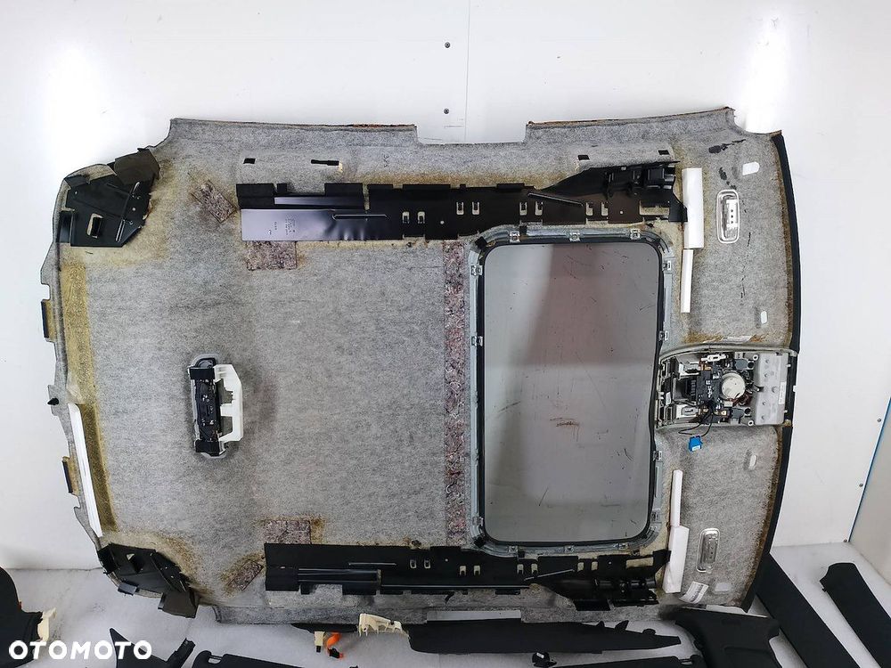 PODSUFITKA AUDI A6 C6 4F5867505R - 3