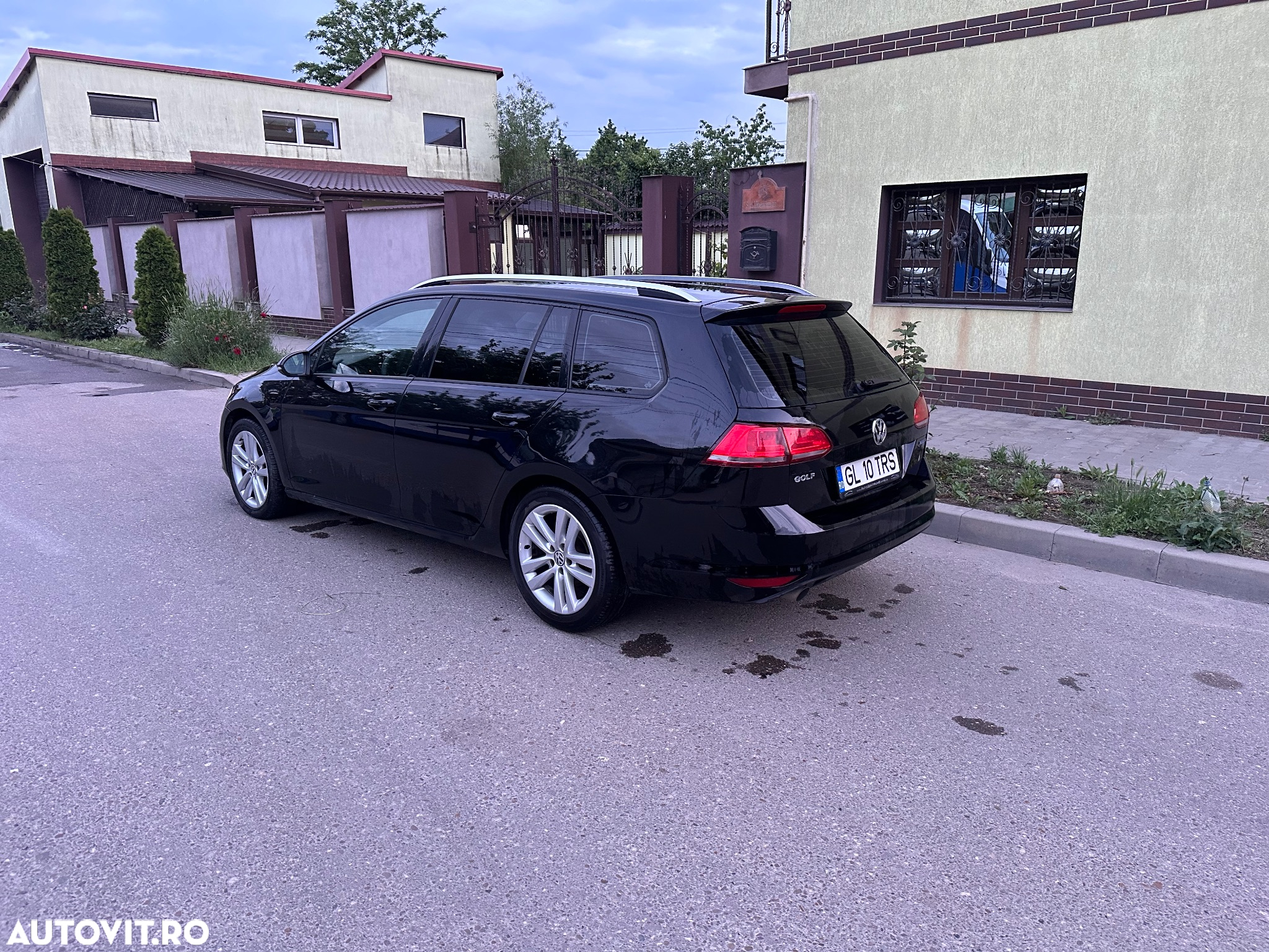 Volkswagen Golf 1.6 BlueTDI Comfortline - 3