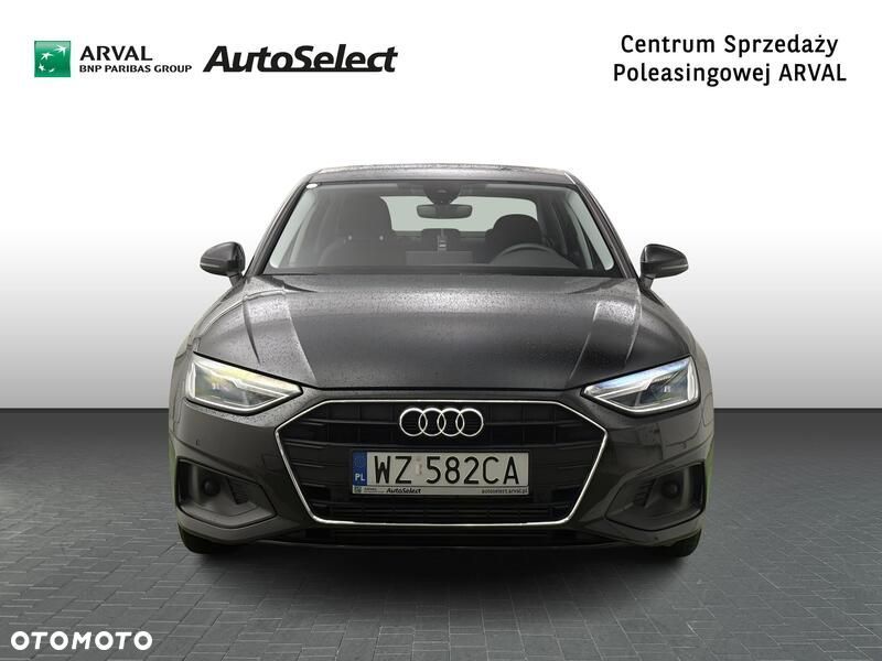 Audi A4 Limousine - 10