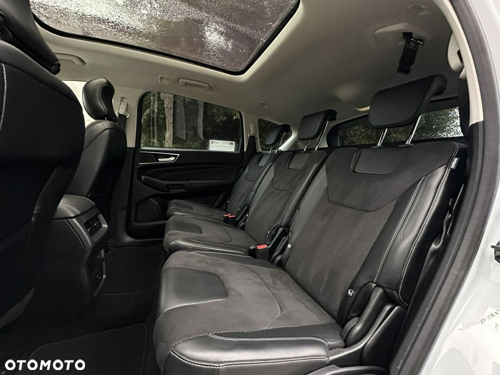 Ford S-Max - 12