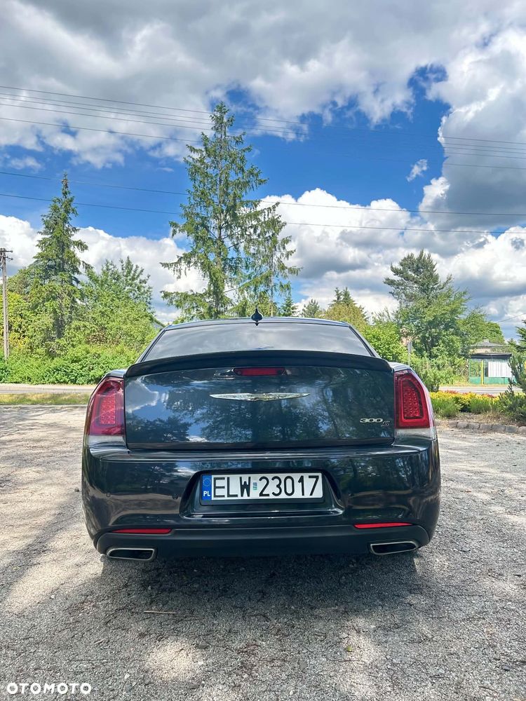 Chrysler Pacifica - 6