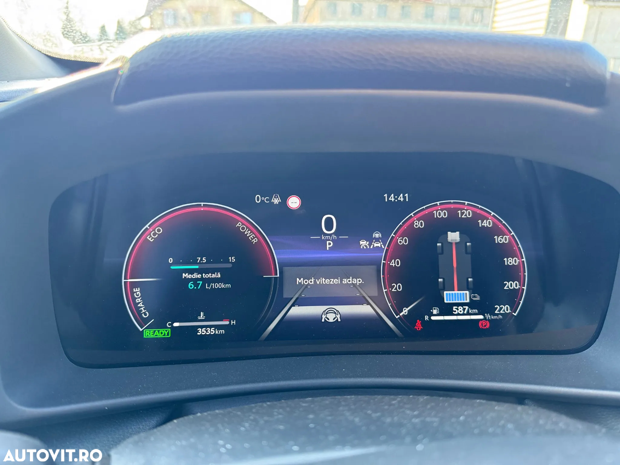 Toyota C-HR - 13