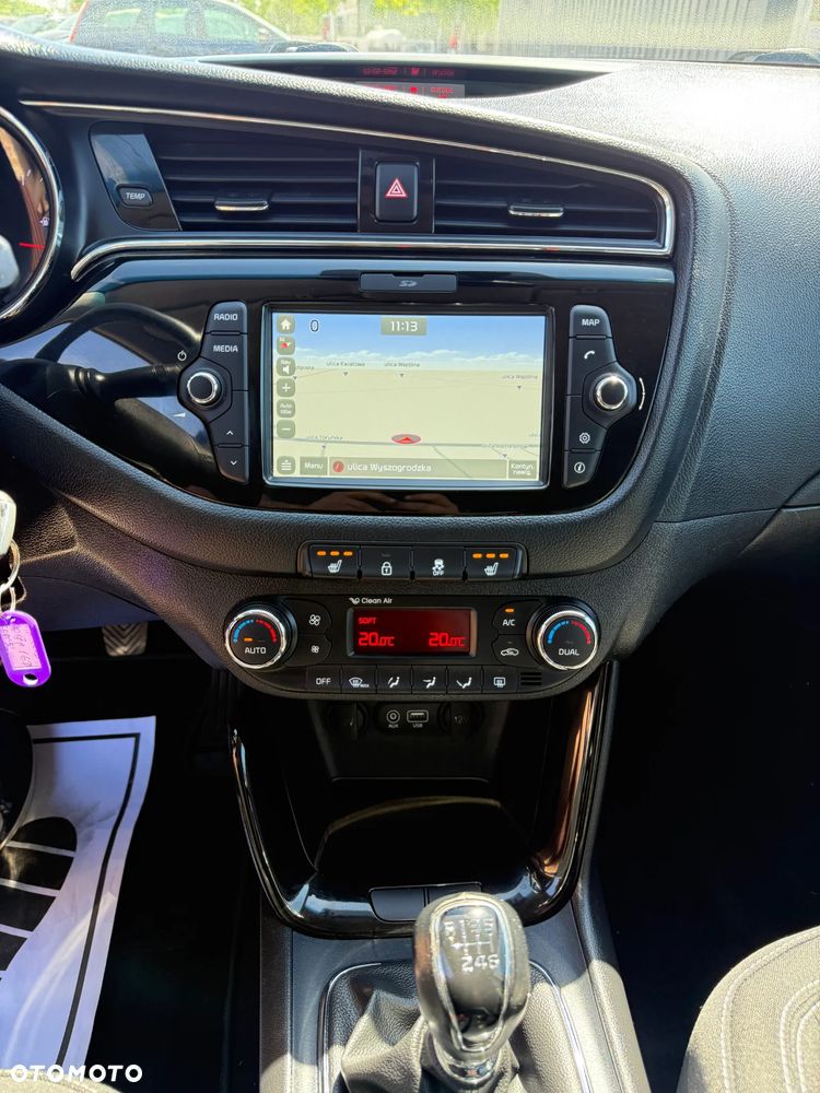 Kia Ceed 1.6 CRDi 136 ISG Platinum Edition - 17