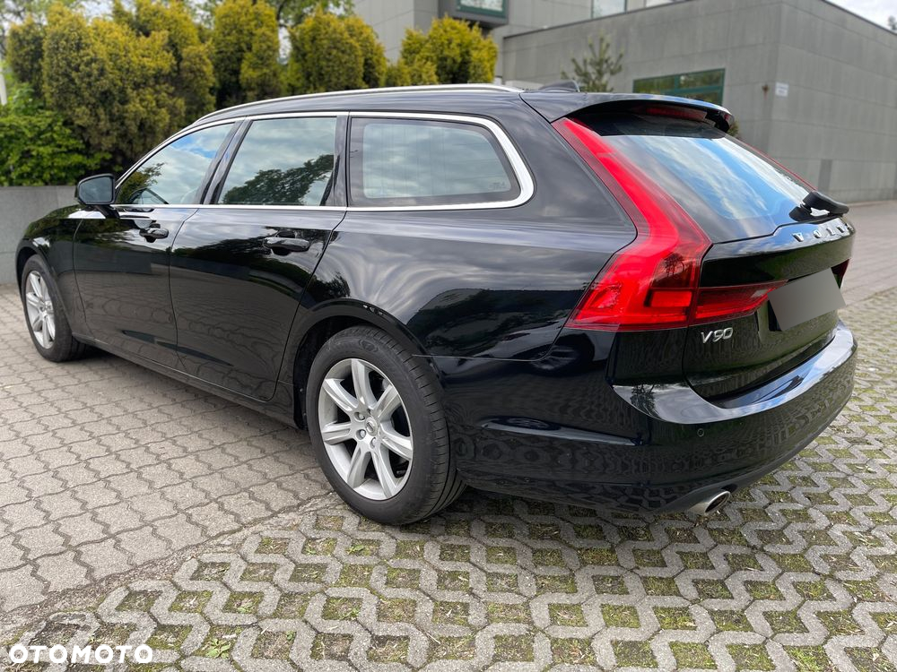 Volvo V90 D4 Momentum - 31