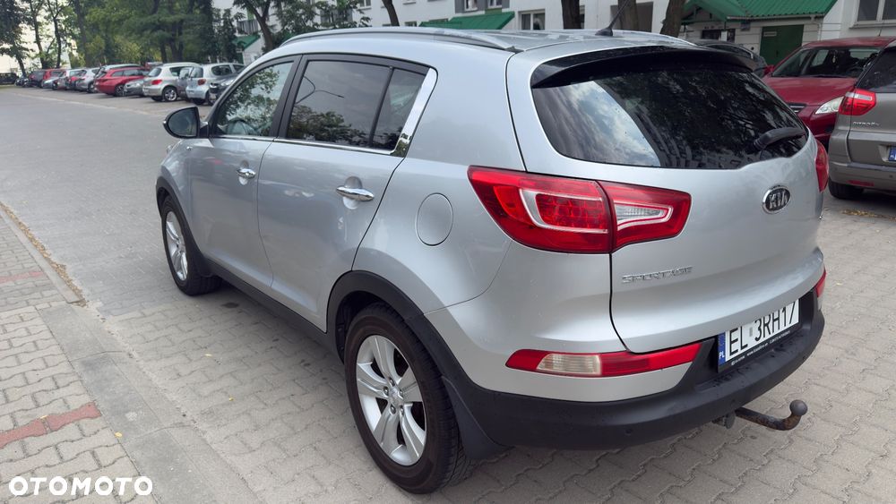 Kia Sportage 2,0 CRDI AWD Spirit - 9