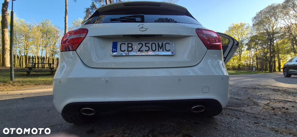 Mercedes-Benz Klasa A 180 CDI (BlueEFFICIENCY) 7G-DCT - 17