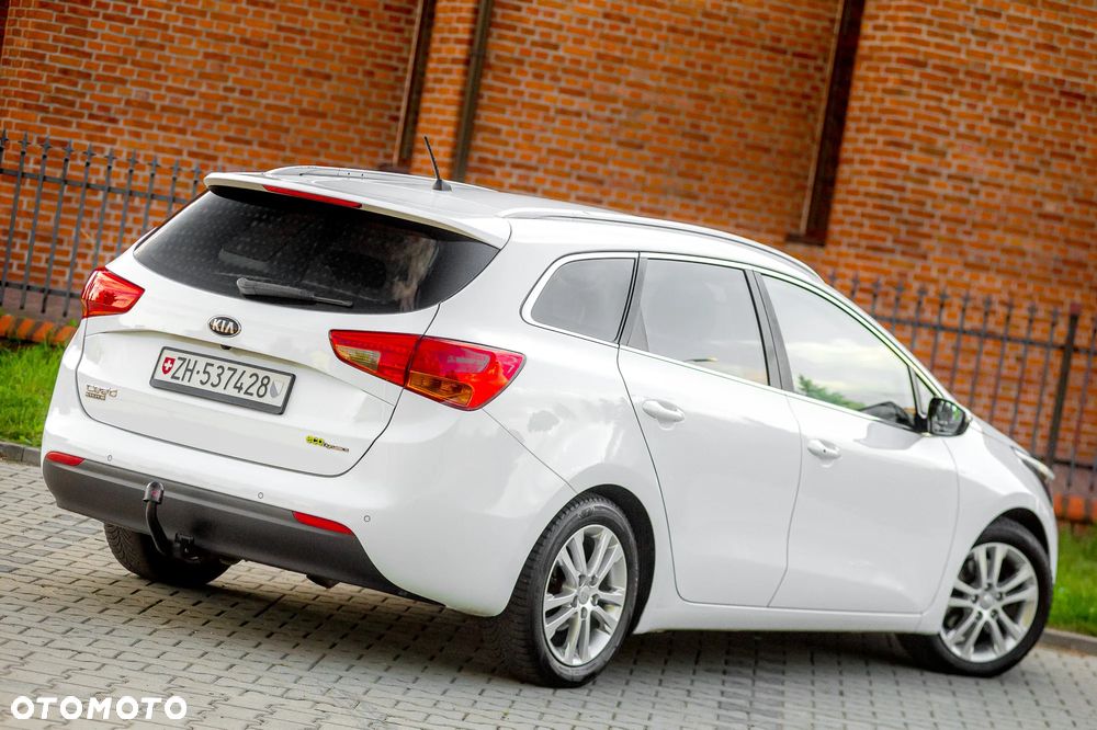 Kia Ceed 1.6 GDI Business Line - 14