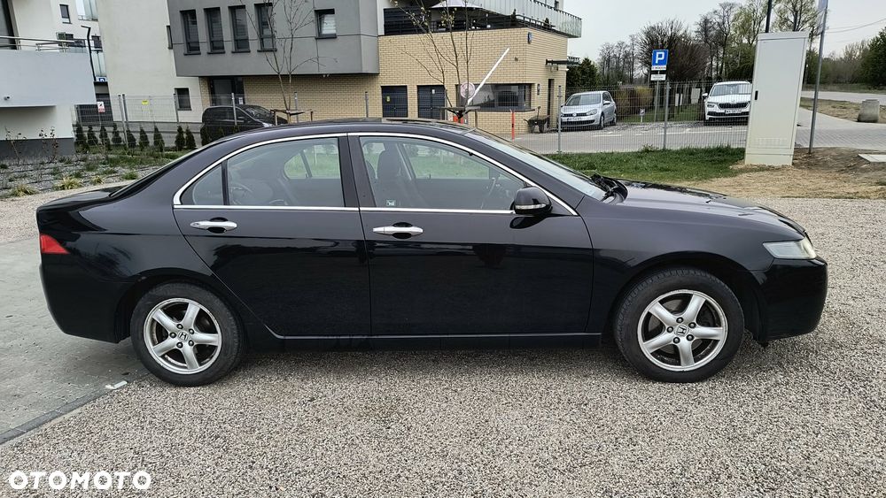 Honda Accord 2.0 Executive - 1