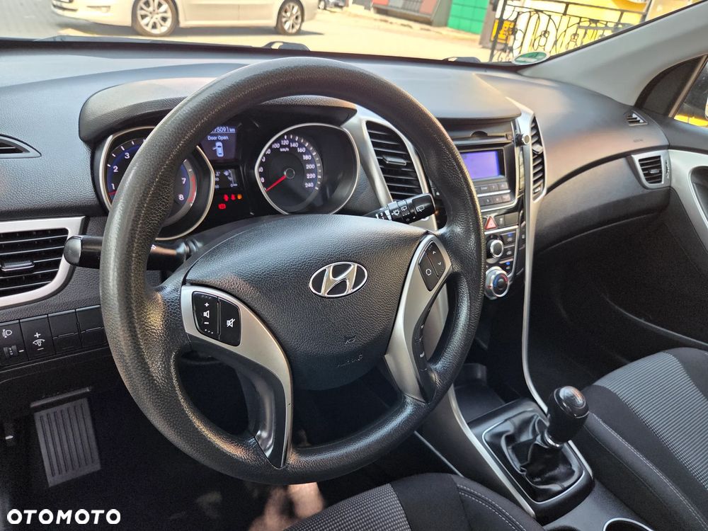 Hyundai i30 1.4 Classic - 11