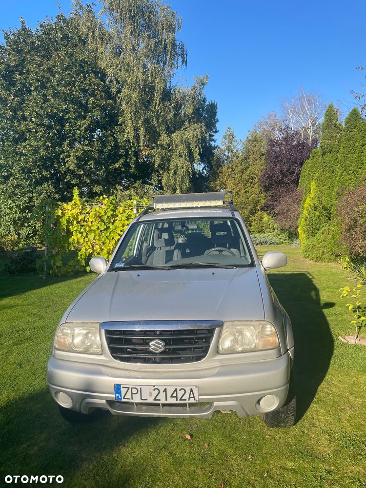 Suzuki Grand Vitara 2.0 - 3