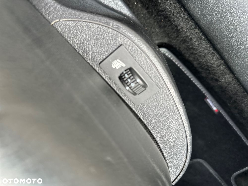 Peugeot 207 - 8