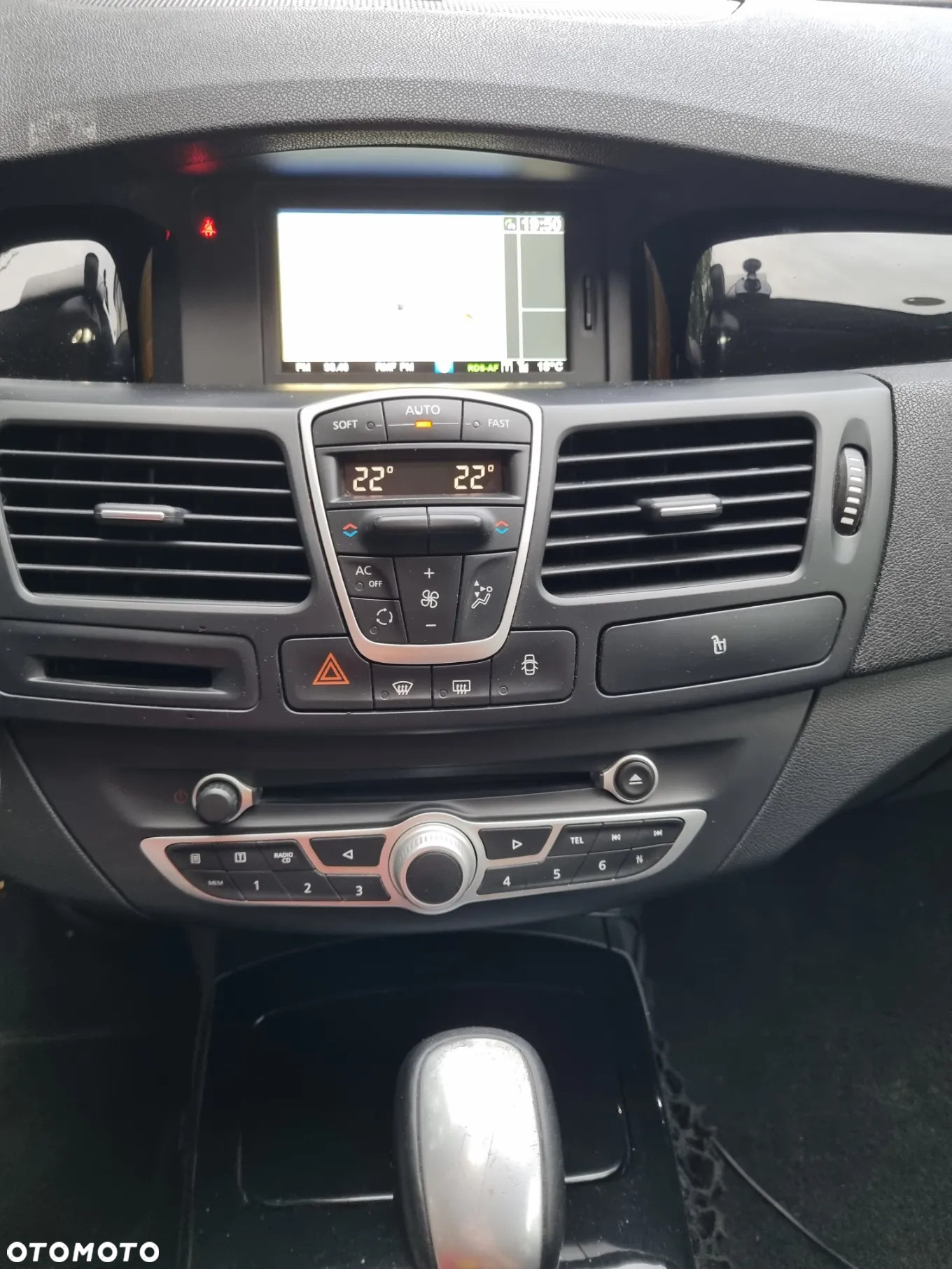 Renault Laguna 2.0 dCi Bose Edition - 17