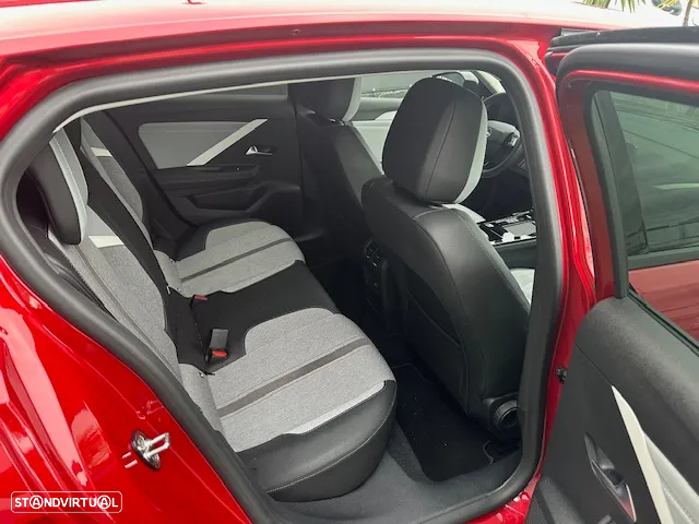 Opel Astra 1.5 D Elegance Aut. - 7
