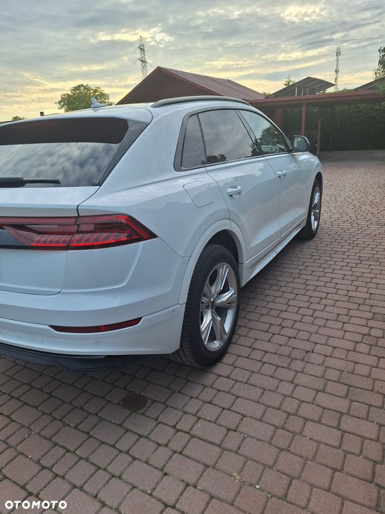 Audi Q8 55 TFSI mHEV Quattro Tiptronic - 3