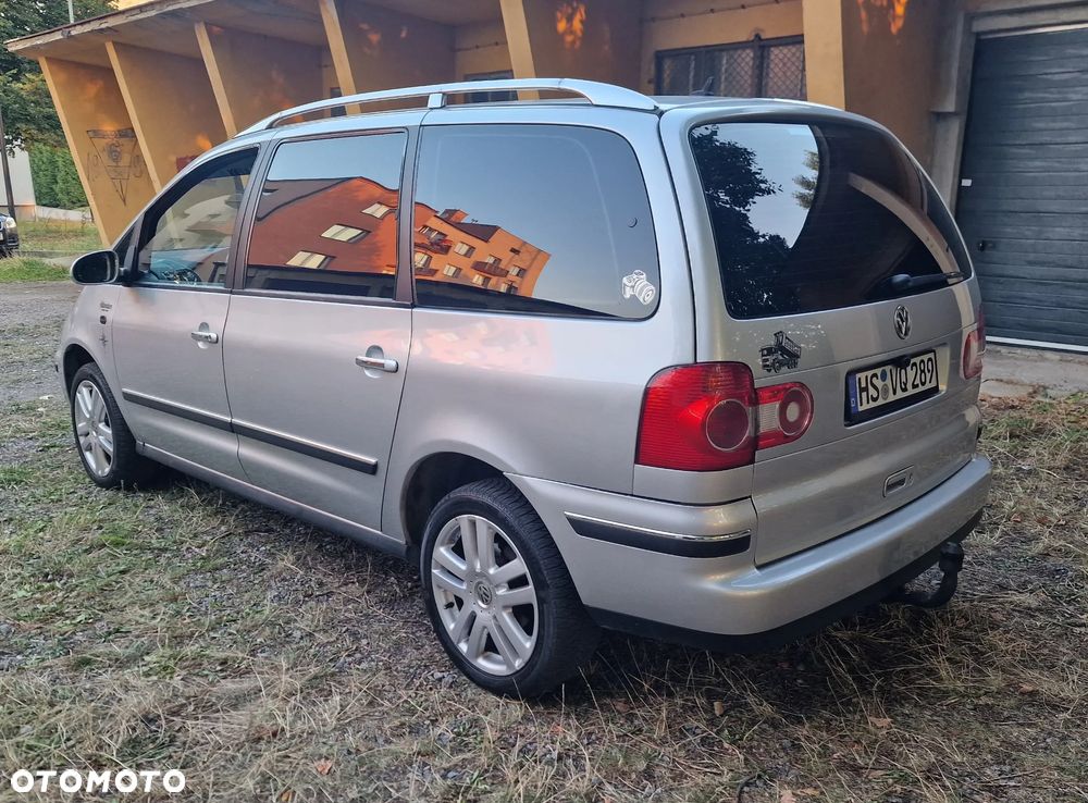 Volkswagen Sharan 2.0 TDI Highline - 4