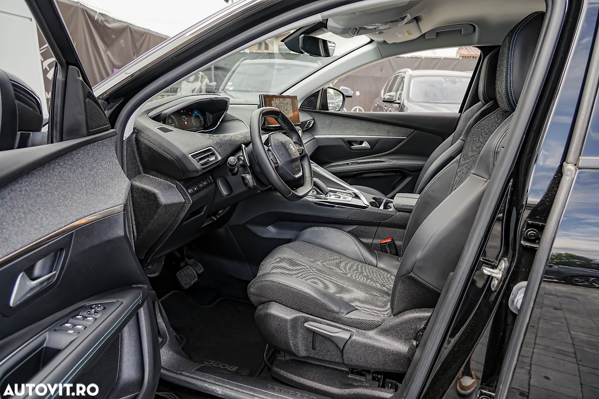 Peugeot 3008 PHEV EAT8 Allure - 16